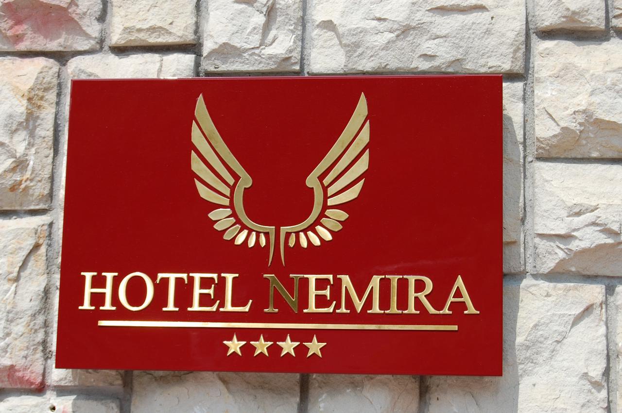 Hotel Nemira Szlanikfürdő Kültér fotó